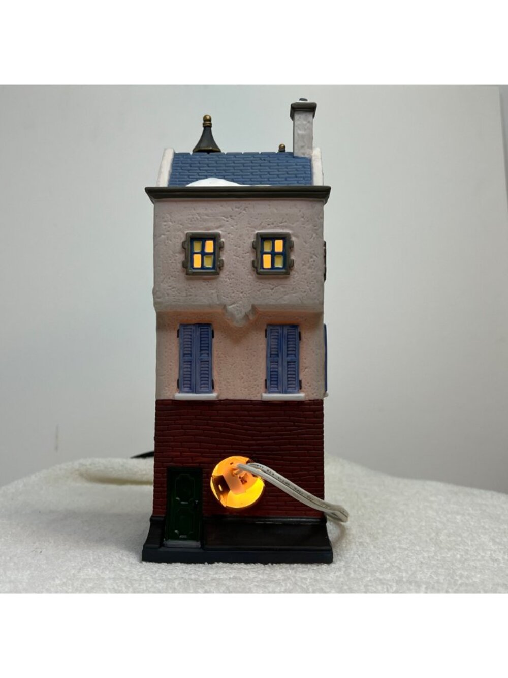 Dept 56 Cafe Caprice French Restaurant, Christmas in The City (No Box) - 1996 - Picture 8 of 9